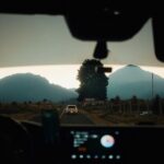 Para viajar de carro para a praia com segurança e proteger seu veículo da maresia, é crucial realizar uma revisão completa an