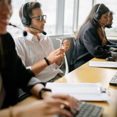 Community Force vs atendimento tradicional: qual é melhor?